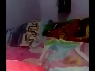 Mi esposa jugando con su juguete